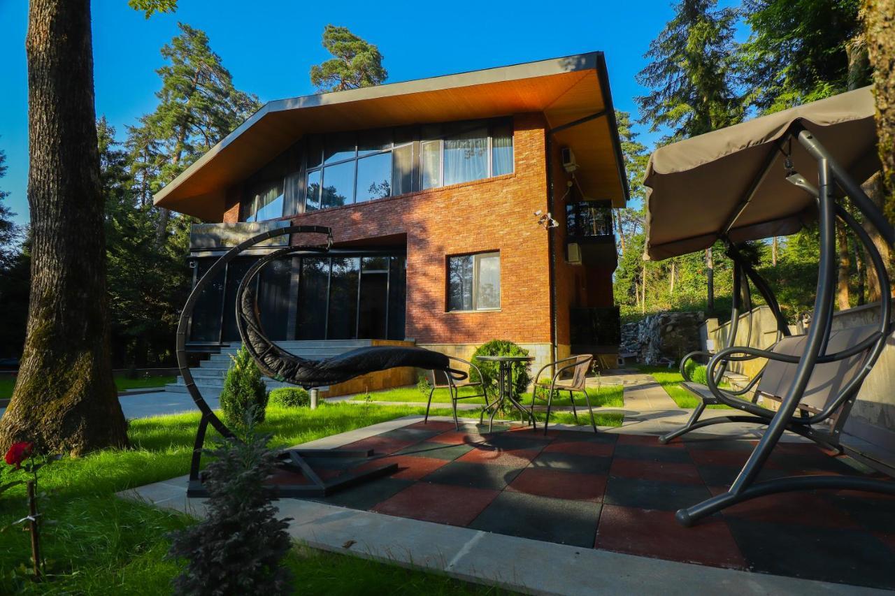 Hotel Evergreen Borjomi Exterior photo